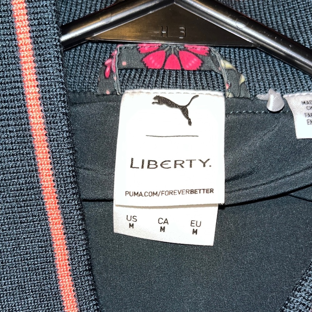 Puma liberty Women's Multicolor Floral Bomber Jacket windbreaker - Picture 2 of 5